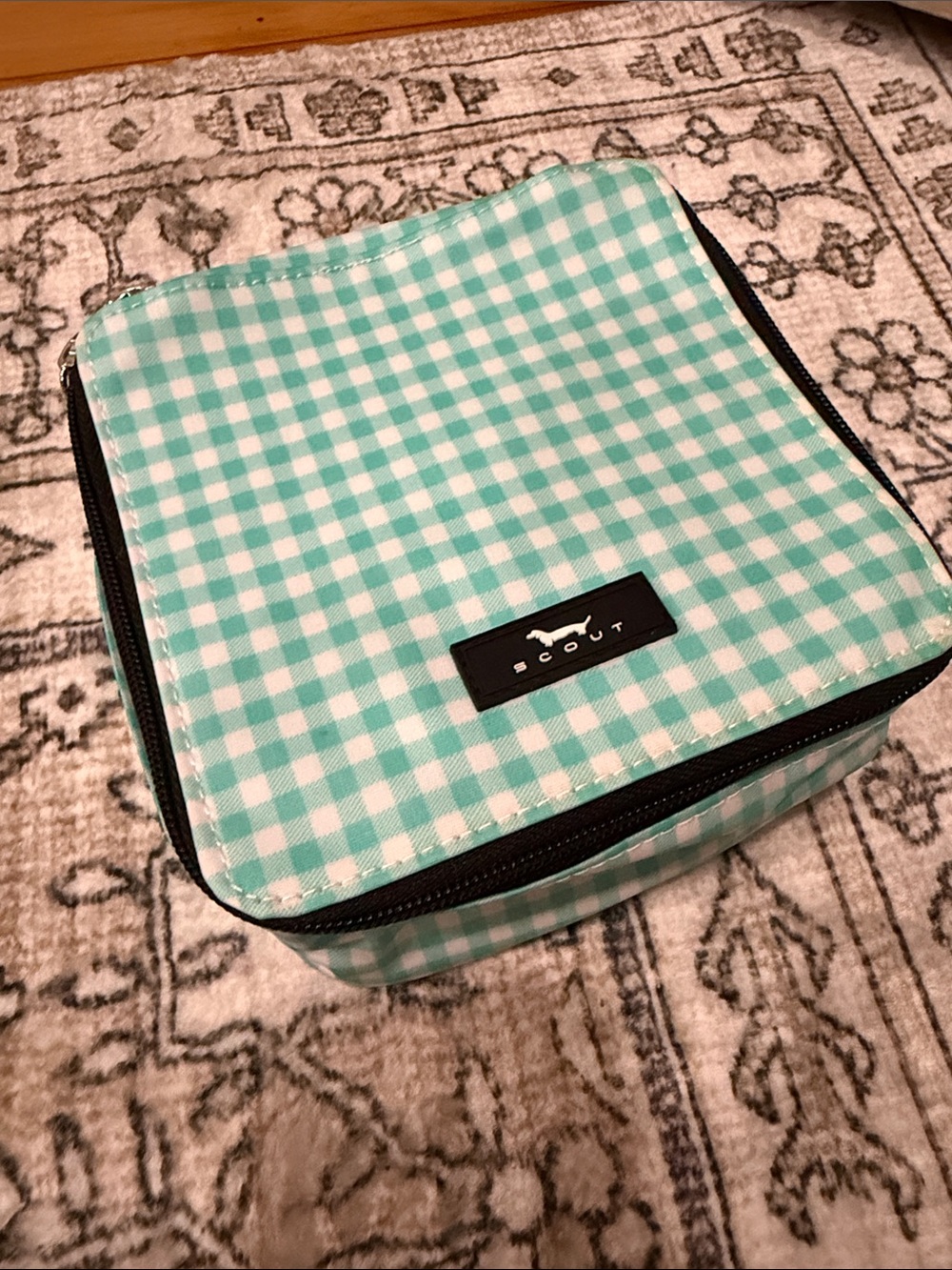 NWOT SCOUT Jewelry Organizer Travel Case with 3 Pouches 6.5” | Mint Gingham